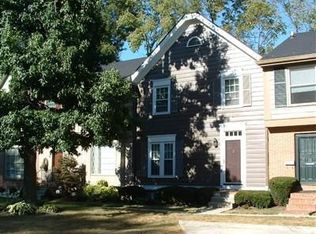 33 Nicholson Ct, Washington Township, OH 45459