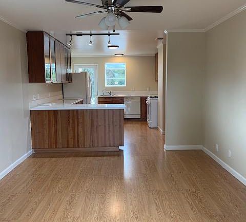 3rd image of 501 Carlos Ave APT B