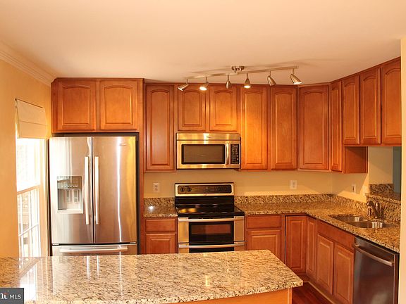 5th image of 6035 Kestner Cir