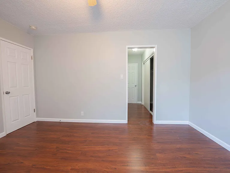 2015Holt — Photo 14