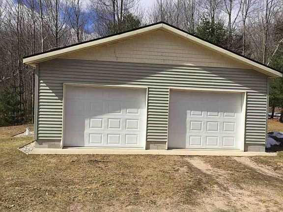2nd image of 4812 Hidden Harbor Dr NE