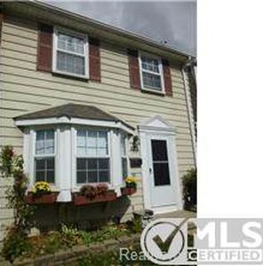 41342 Windsor Ct, Northville, MI, 48167