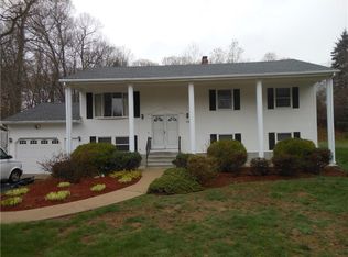 100 Shaw Dr, Glocester, RI 02857