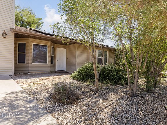 4th image of 266 N Prickly Pear Dr