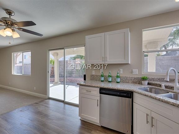 3rd image of 7405 Wildwind Dr