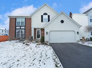 8227 Worthington Crossing Dr, Westerville, OH 43081