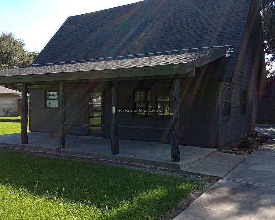 1st image of 1715 10th St