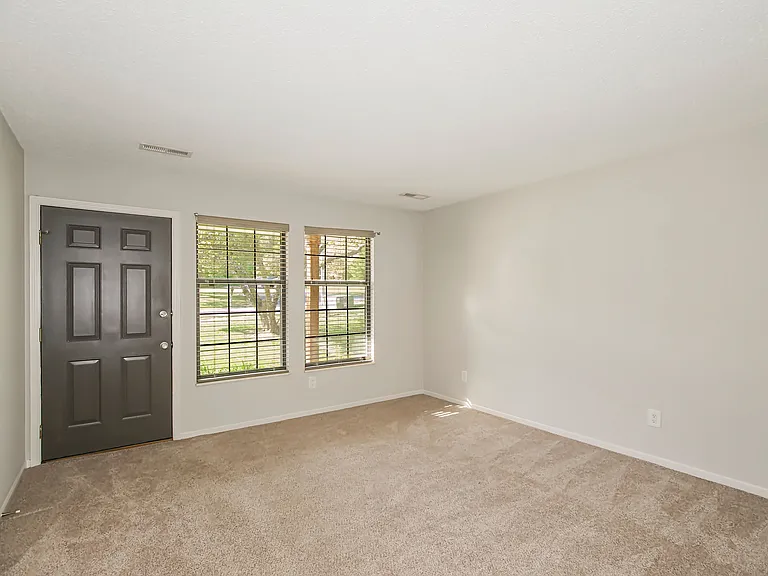 16 Wallingford Dr #16 — Photo 15