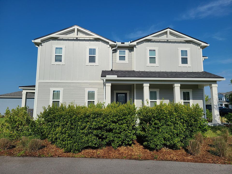 1st image of 25 Roycroft Pl