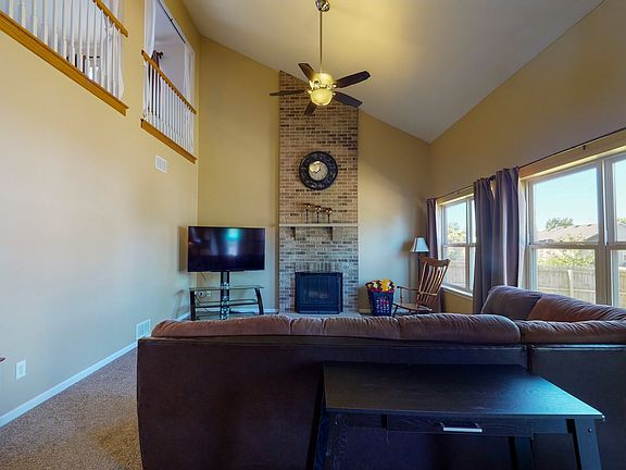 2nd image of 3455 White Oak Dr