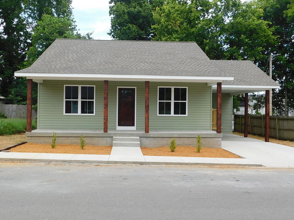 1st image of 204 N Plum St