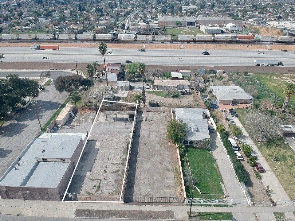 1st image of 800 N H St