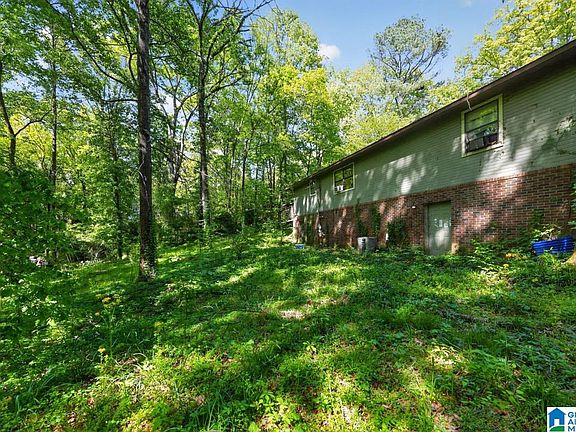 5th image of 2105 Sunset Dr NW