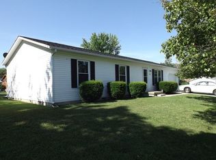 2001 E Hall St, Olney, IL 62450