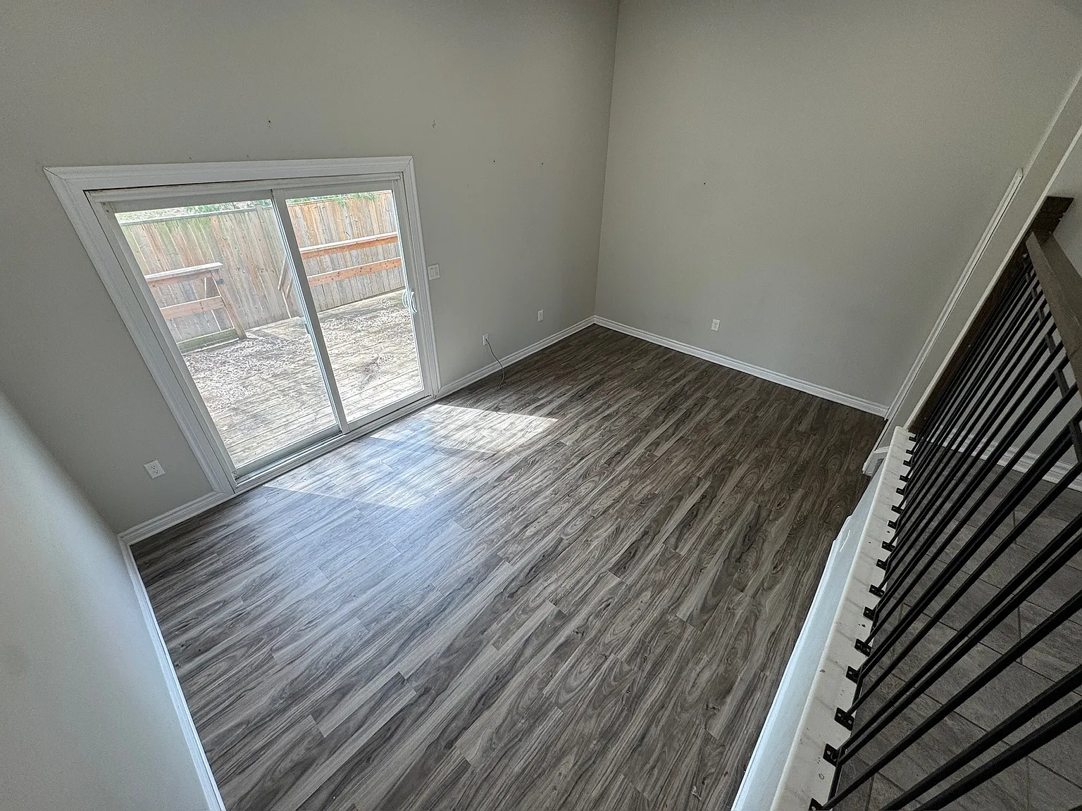 357 Murray Street Corunna — Photo 2