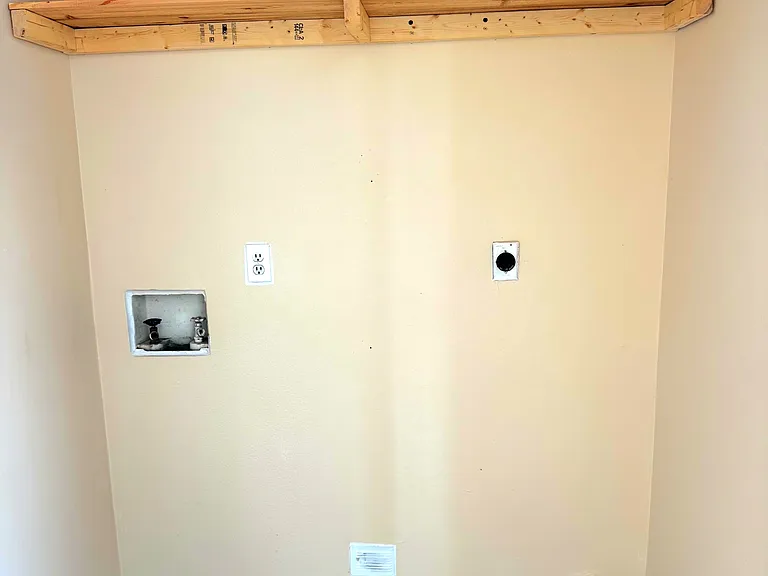 643 J St #2 — Photo 11