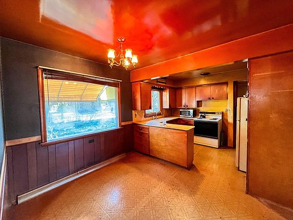 4th image of 346 Wildwood Dr