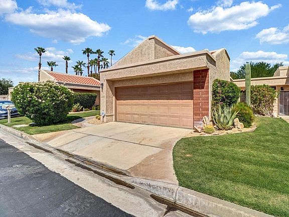 2nd image of 35886 Paseo Circulo W