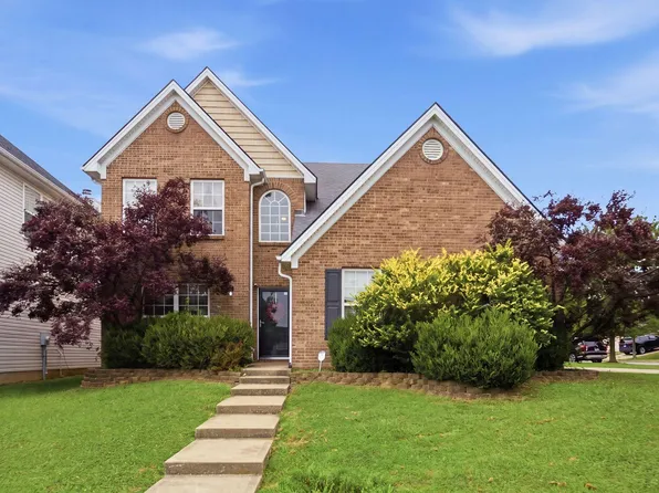 697 Cielo Vista Rd, Lexington, KY 40511
