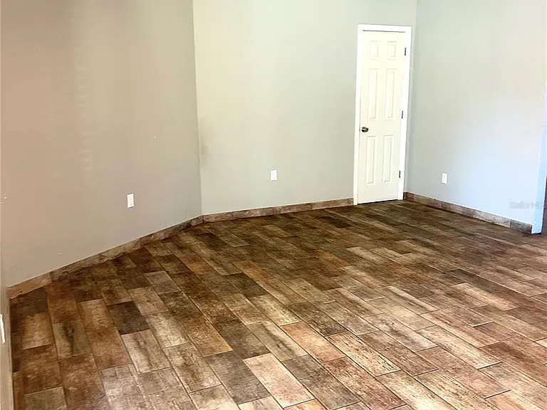 2152 Greenbriar Blvd — Photo 13