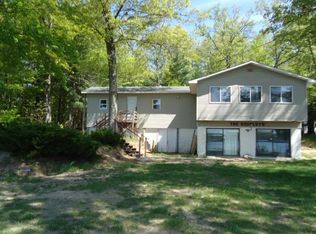 2275 N Tallman Lake Rd, Fountain, MI 49410