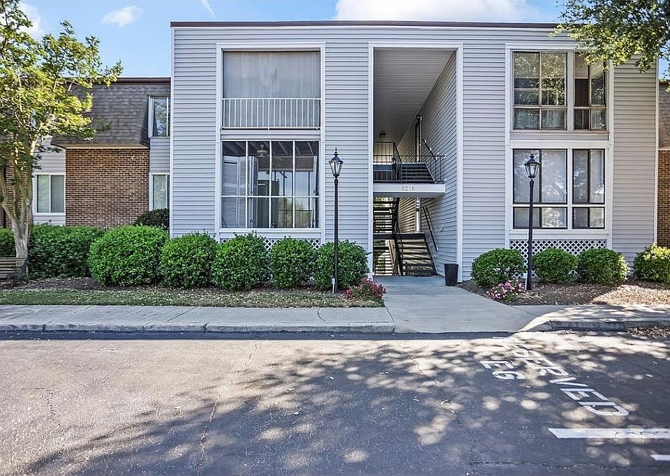 1st image of 327 Laurens St SW APT E9