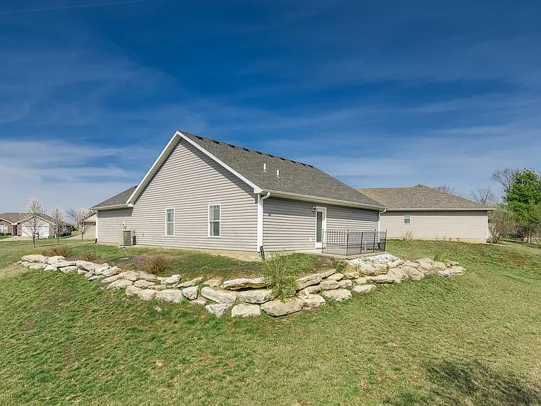 5006 Whitefish Ct — Photo 4