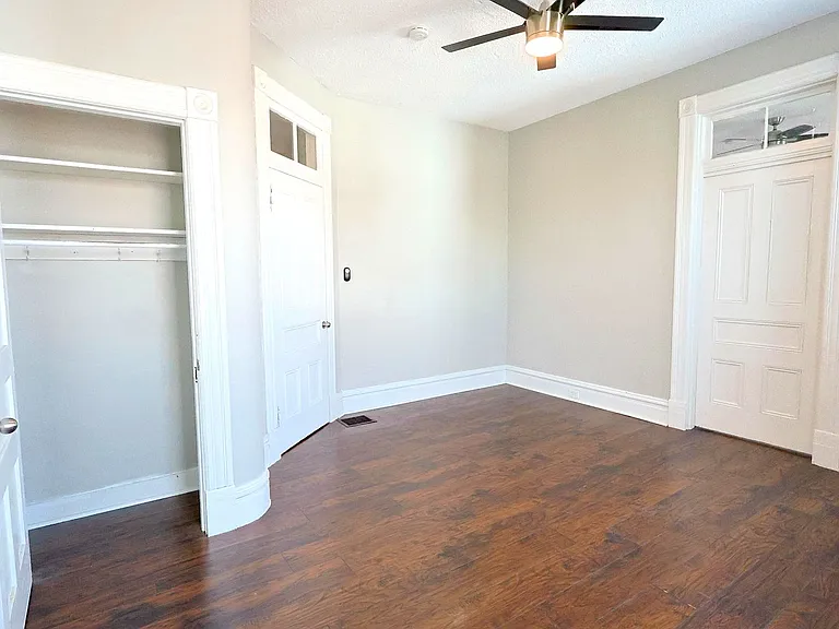 2821-2823 Henrietta Pl — Photo 13