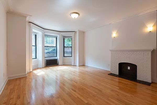 1st image of 156 8th Ave APT 1F