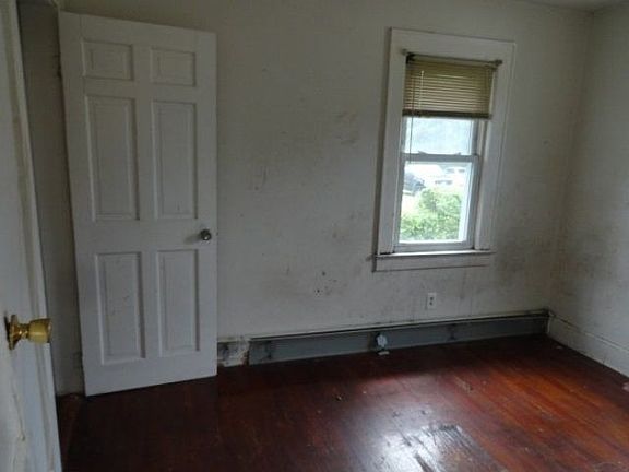 4th image of 55 Allers Blvd