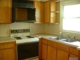 2nd image of 116 Glen Rd