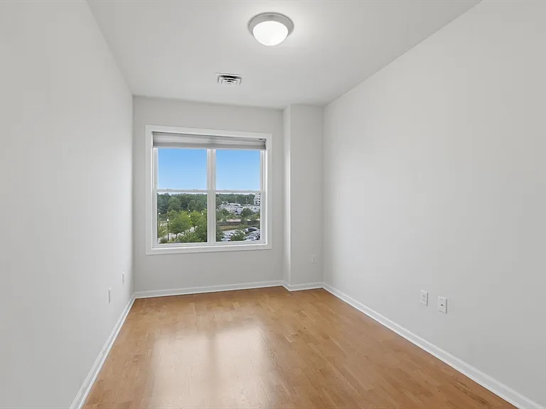 110 Trotter Rd #401 — Photo 2