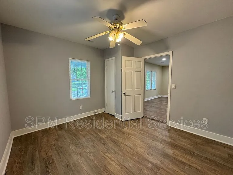 1407 Norman St — Photo 8
