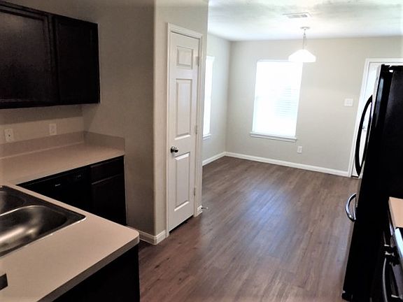 4th image of 15730 Regal Trace Ln