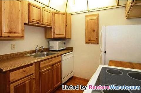 2nd image of 2700 Oxford St N APT 142