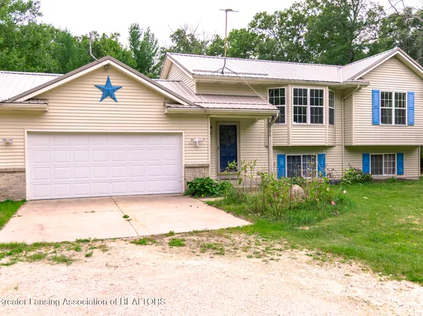 8980 E 56th St, Newaygo, MI 49337