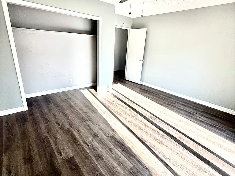 1125 W Pearl St #1 — Photo 4