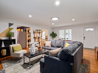 306 Jason Ct, Woodstock, GA 30188
