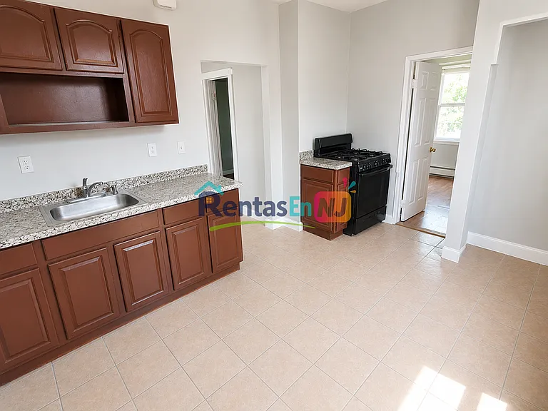 607 N 7th St #3B — Photo 5