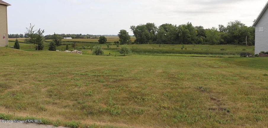 2nd image of 2438 Valley Vw