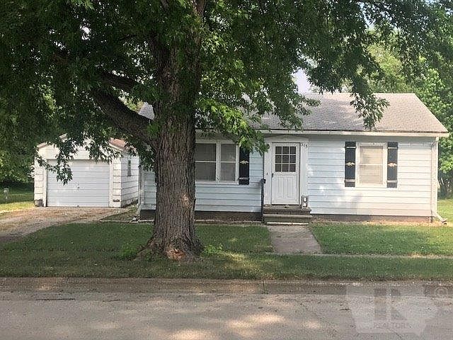 1st image of 315 N 1st St