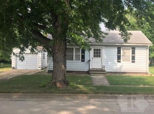 315 N 1st St, Laurens, IA 50554