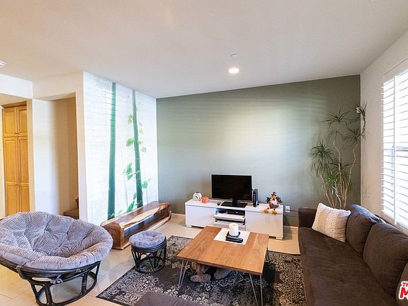 3rd image of 20329 Paseo Meriana