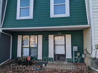 5623 Wells Cir, Stone Mountain, GA 30087