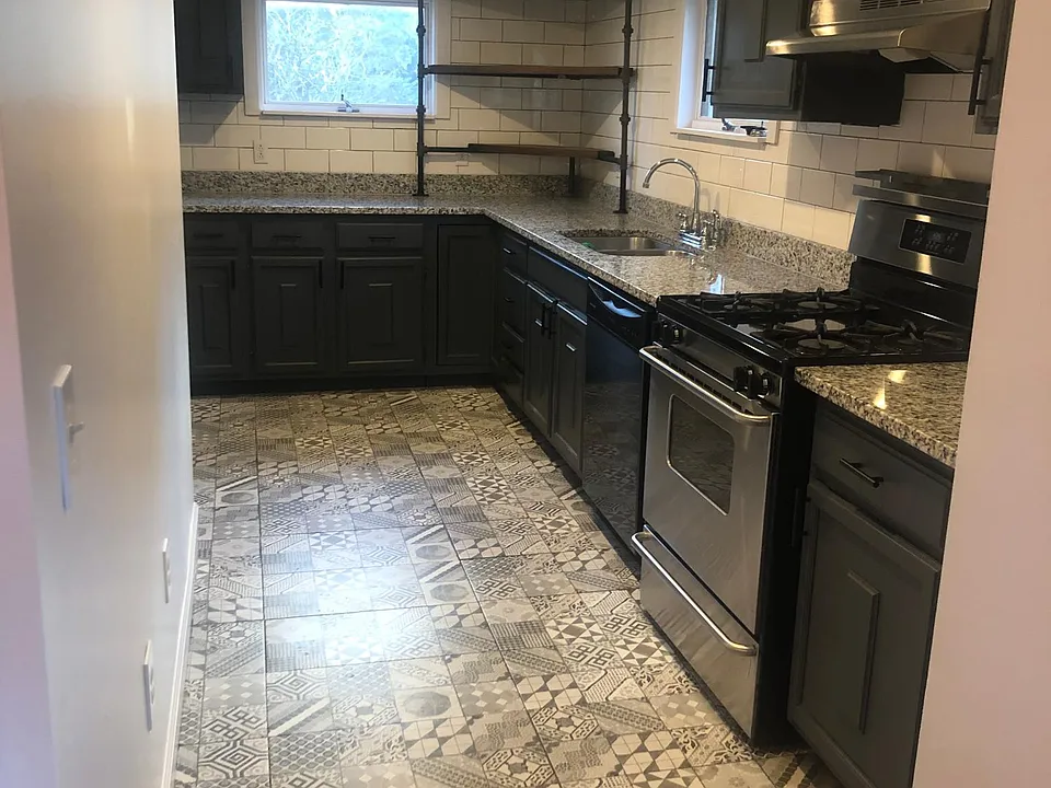 82 Wootring St #82