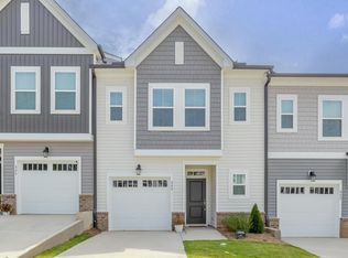 844 Oak Center Dr, Raleigh, NC 27610