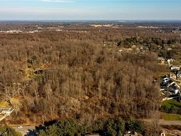 4th image of Hartman Rd