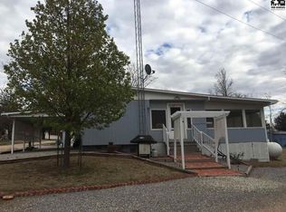 160 NE Finch Rd, Medicine Lodge, KS 67104