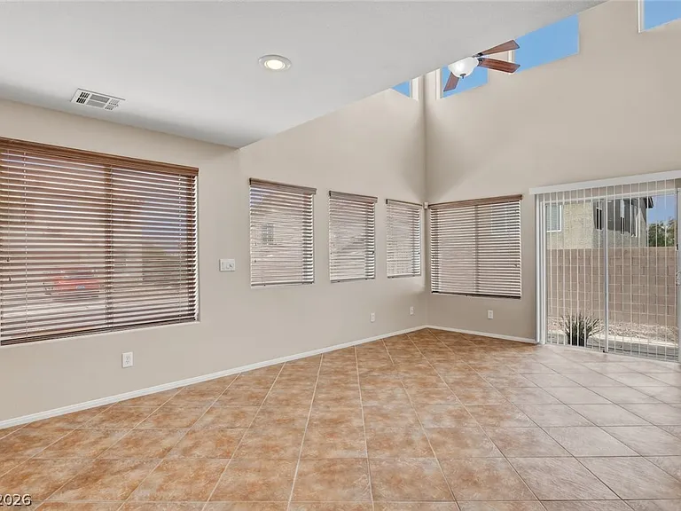 2780 Kona Crest Ave — Photo 12
