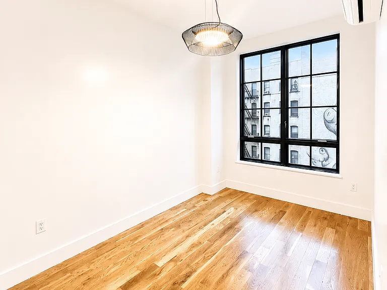 226 E 122nd St #2A — Photo 4